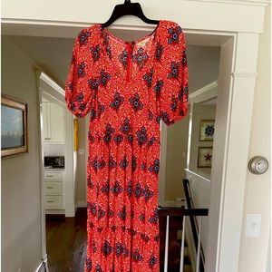 Darling red print Boden dress, perfect condition! Zipper in back, no wrinkle